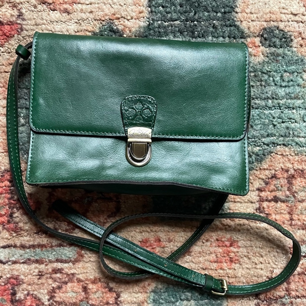 Patricia Nash Green Leather Crossbody Bag- Italian Leather- Suede Interior